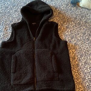 Closet Closet - Priced to move!! Zenana Outfitters Black Fleece Vest